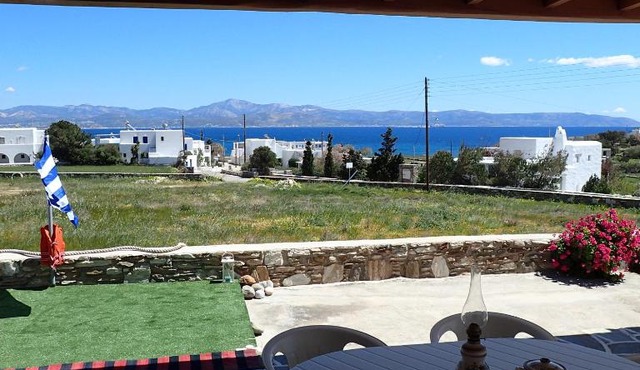 Pinelope House in Logaras