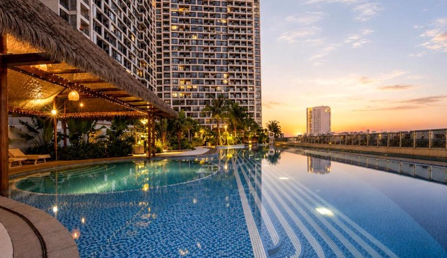 Pinnacle Moments Residence