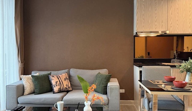 Pool/Gym Floor · Desk, Fast Wi-Fi, Balcony