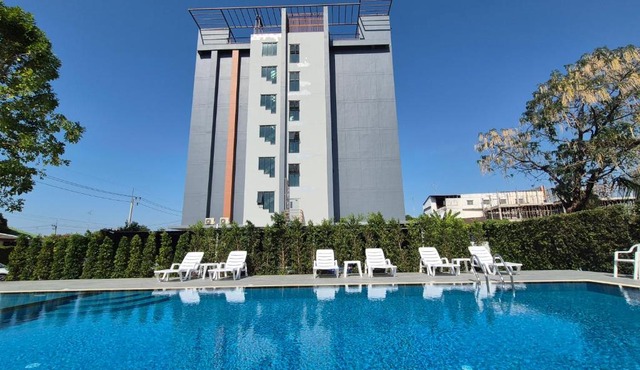 Premier Luxe Hotel โรงแรมพรีเมียร์ลักซ์