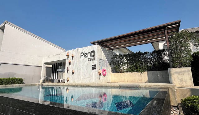 Private 3 bedrooms Townhouse in Nonthaburi Full privacy, no shared indoor spaces