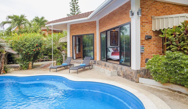 private pool villa up to 10 people 5 minutes from the beaches and Ao Nang