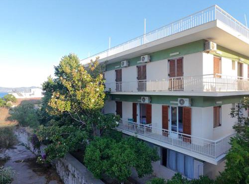 Puente Rooms in Methana