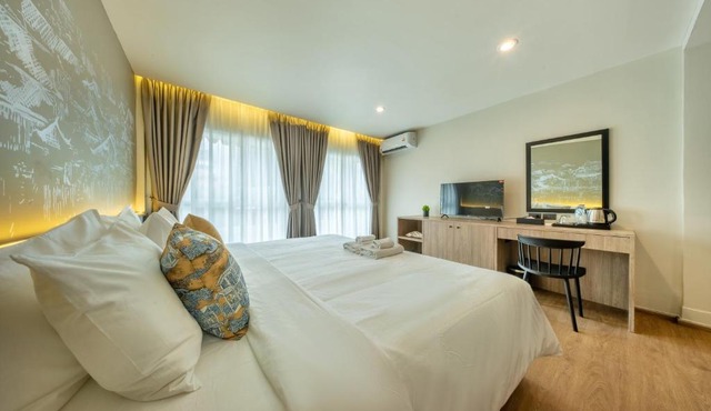 Ralph Poshtel Sukhumvit