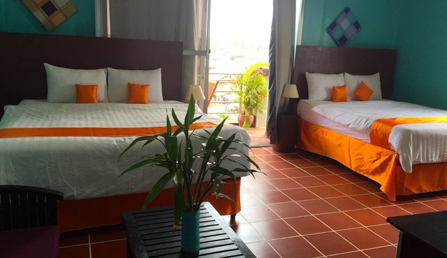 River Dolphin Hotel