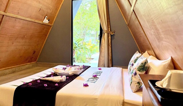 River Nest Hostel