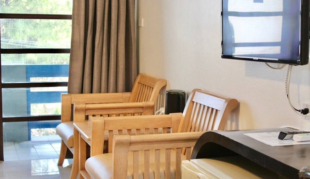 S2 Hotel