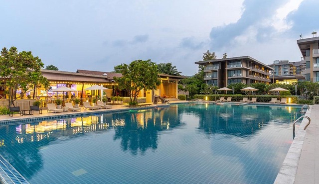 Sand Dunes Chaolao Beach Resort