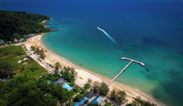 Sandy Beach Resort By EHM in Koh Rong Sanloem