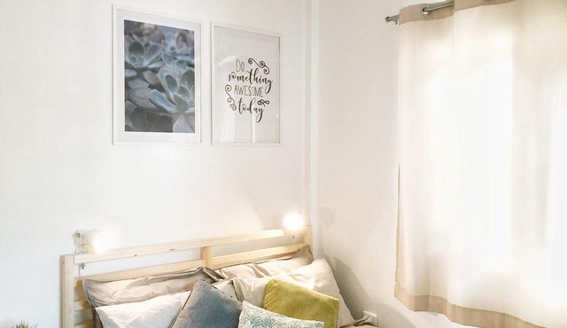 Sanuk House walking distance to the beach (3 min) in Nong Thale
