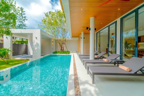 Sava Villa - Central Rawai Location & 10 Mins to Nai Harn Beach