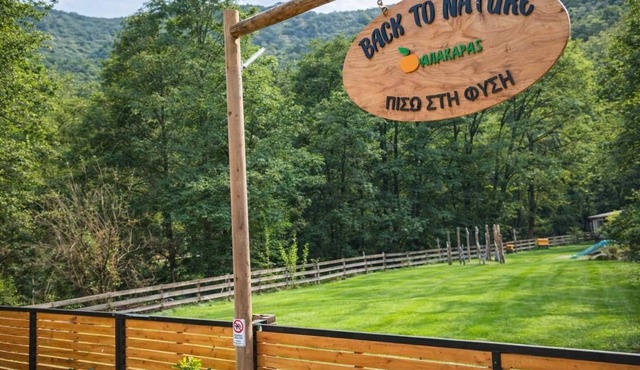 Scenic Mountain Getaway for Couples with Pool Access in Arakapas