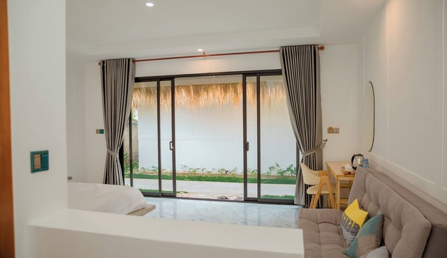 SEA SAND RESORT