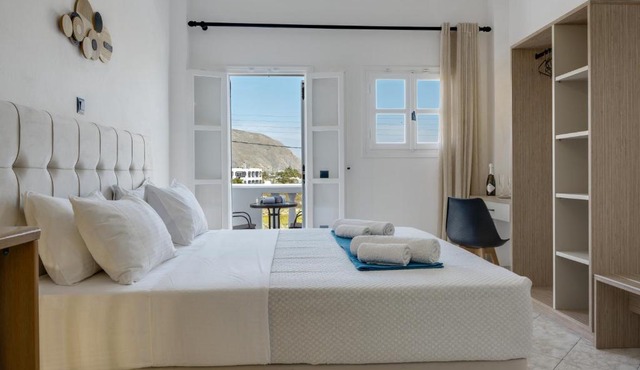 Seaview Double Room Private Jacuzzi