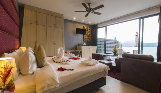 (SHA+)Deluxe with Jacuzzi in Patong