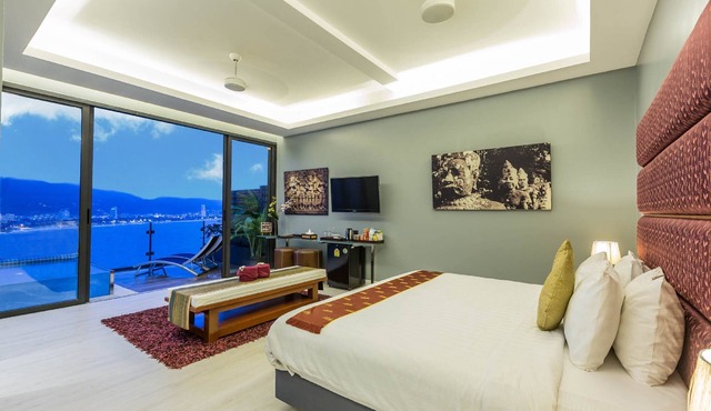 (SHA+)Superior Jacuzzi Suite in Patong