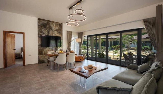 SHI Phangan Villas