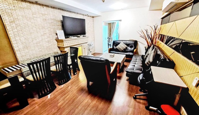 Short-Term Rental Allowed - 2D Downtown Bkk Serviced Apartment