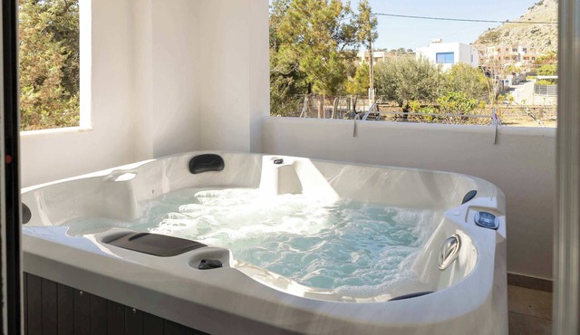 Sinani Beachfront Gems Rhodes Jacuzzi Haven