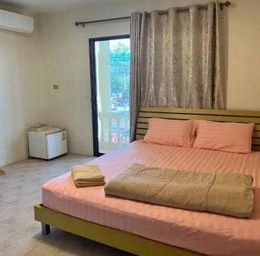 Sky&Sea Guesthouse Cha am TK
