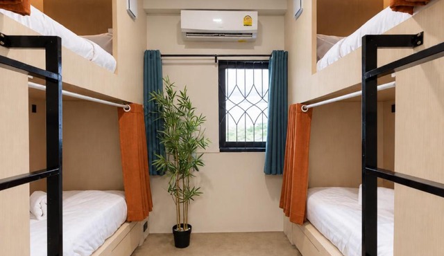 Social Pod Khao San Hostel in Bangkok