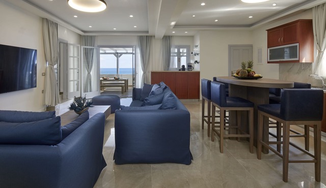 Soultouch Villa in Santorini