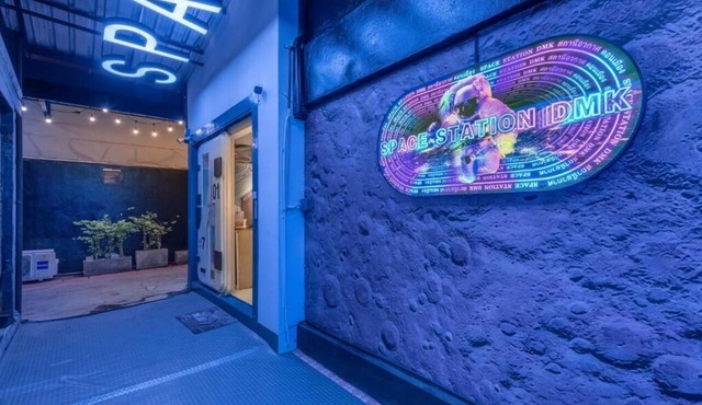 Space Station Hostel in Bangkok