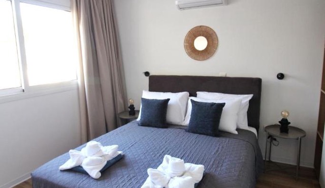 STAY Aspri Petra Apartment in Paphos