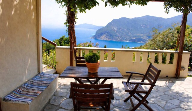 Stolios Skopelos - Euterpe Split Level Gem in Skopelos