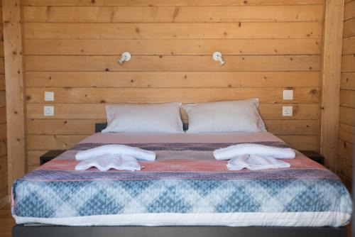 Stratos Wooden Apartment in Chania