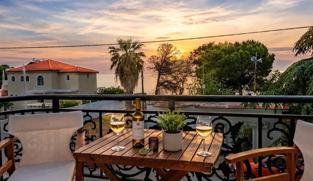 Studio Apartment 'Chrissi 103' with Sea View, Wi-Fi and Air Conditioning in Skala Sotiros