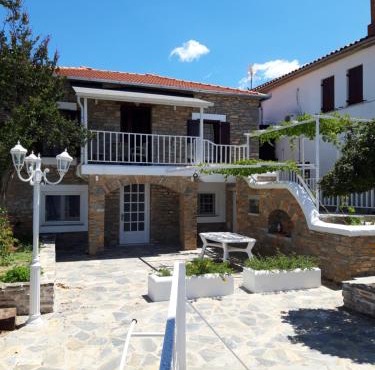 Studios Aspasia Lafkos in Lafkos
