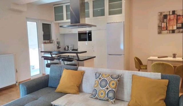Stylish -Modern Apartment heart of Marousi in Athens