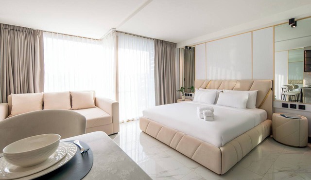 Stylish studio 500 m from Bang Tao Beach and pool in Tambon Choeng Thale