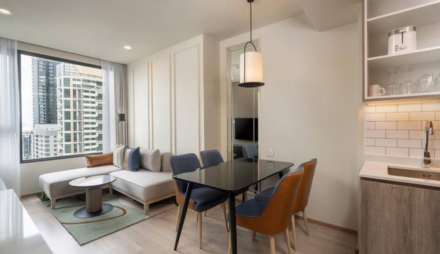Sukhumvit 24/2 BR/Breakfast/Monthly
