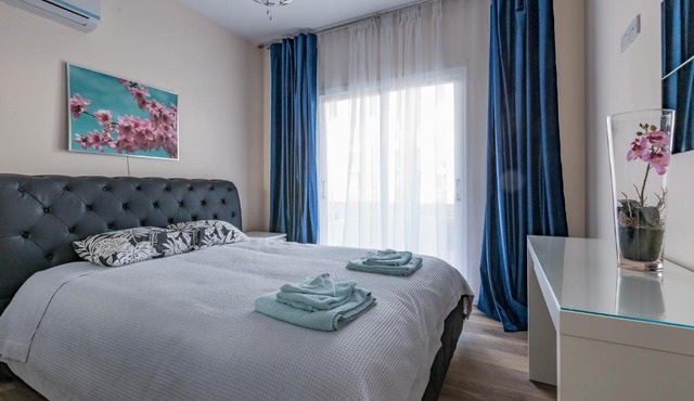 Sun Island Apartment in Paphos City