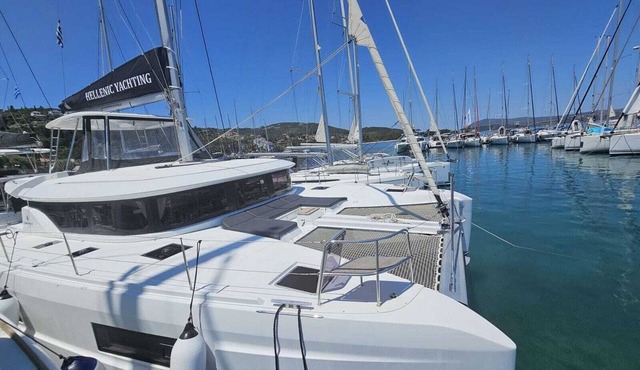 Sun-soaked Sailing Adventure in the Ionian Islands in Perigiali