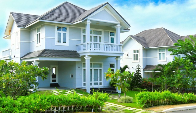 Sunny Tropical Villa in Tp. Phan Thiết