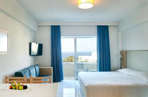 Sunrise Oasis Hotel & Waterpark in Protaras