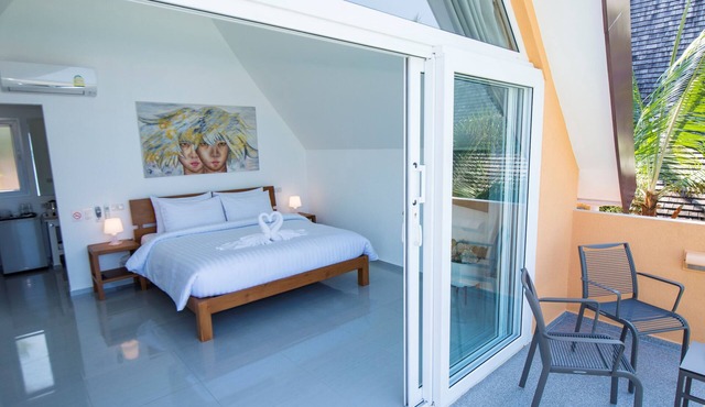 Sunset Emily Villas - ROOM 7B/1 - double bedroom with sea view & BREAKFAST