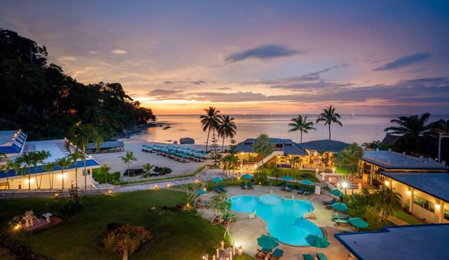 Sunset Khaolak Resort