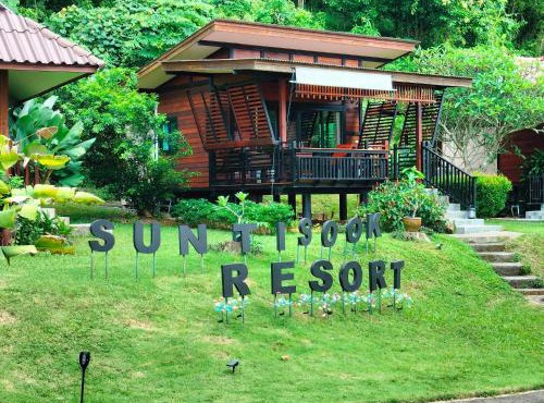 Suntisook Resort