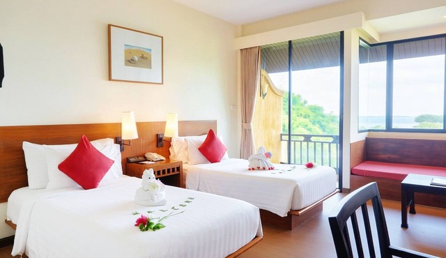 Supalai Scenic Bay Resort And Spa in Pa Klok
