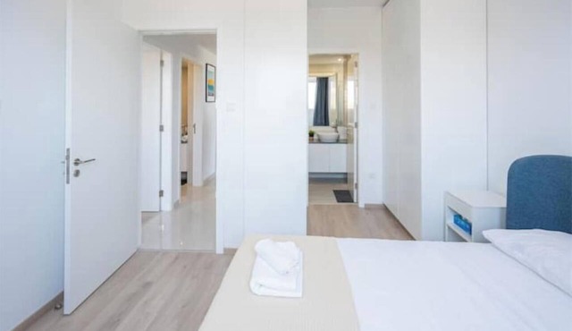 Tamara Gardens 2 Bed Apt Suite with Pool in Larnaca