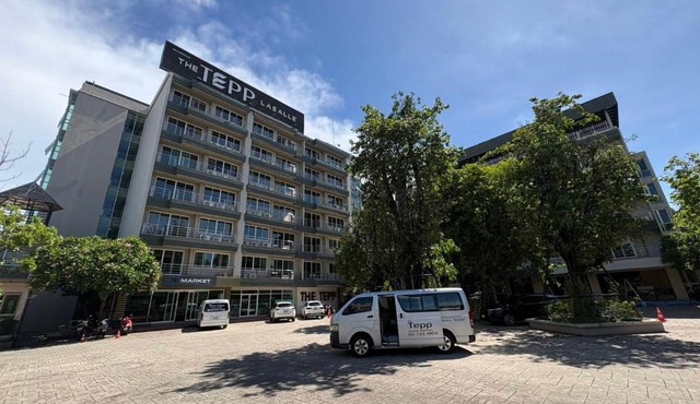 Tepp lasalle in Ban Khlong Samrong