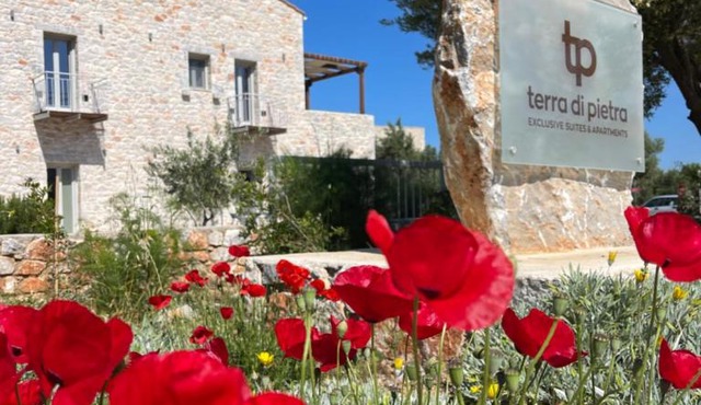 Terra Di Pietra Exclusive Suites & Apartments in Areopoli