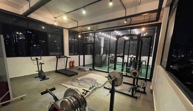 The Bright Apt 1