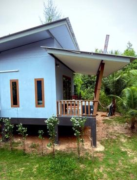 The Canal Hut Chaloklum