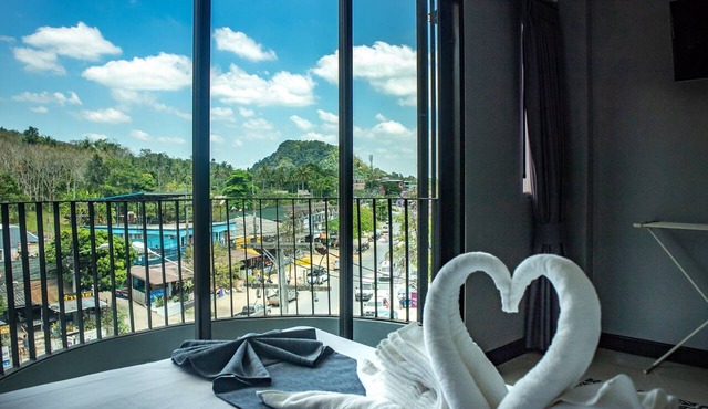 The Moon Night Ao nang Hotel in Krabi