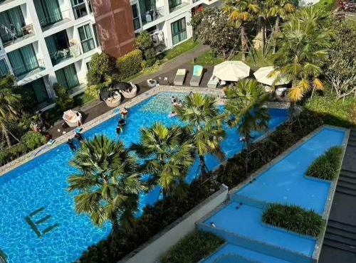The one condo pool view in Chiang Mai